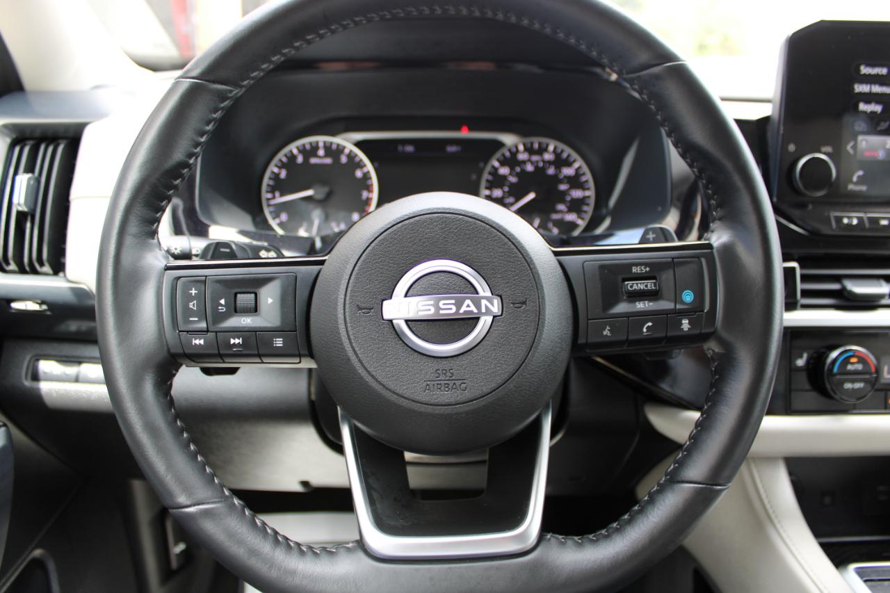 Nissan Pathfinder SL 2025