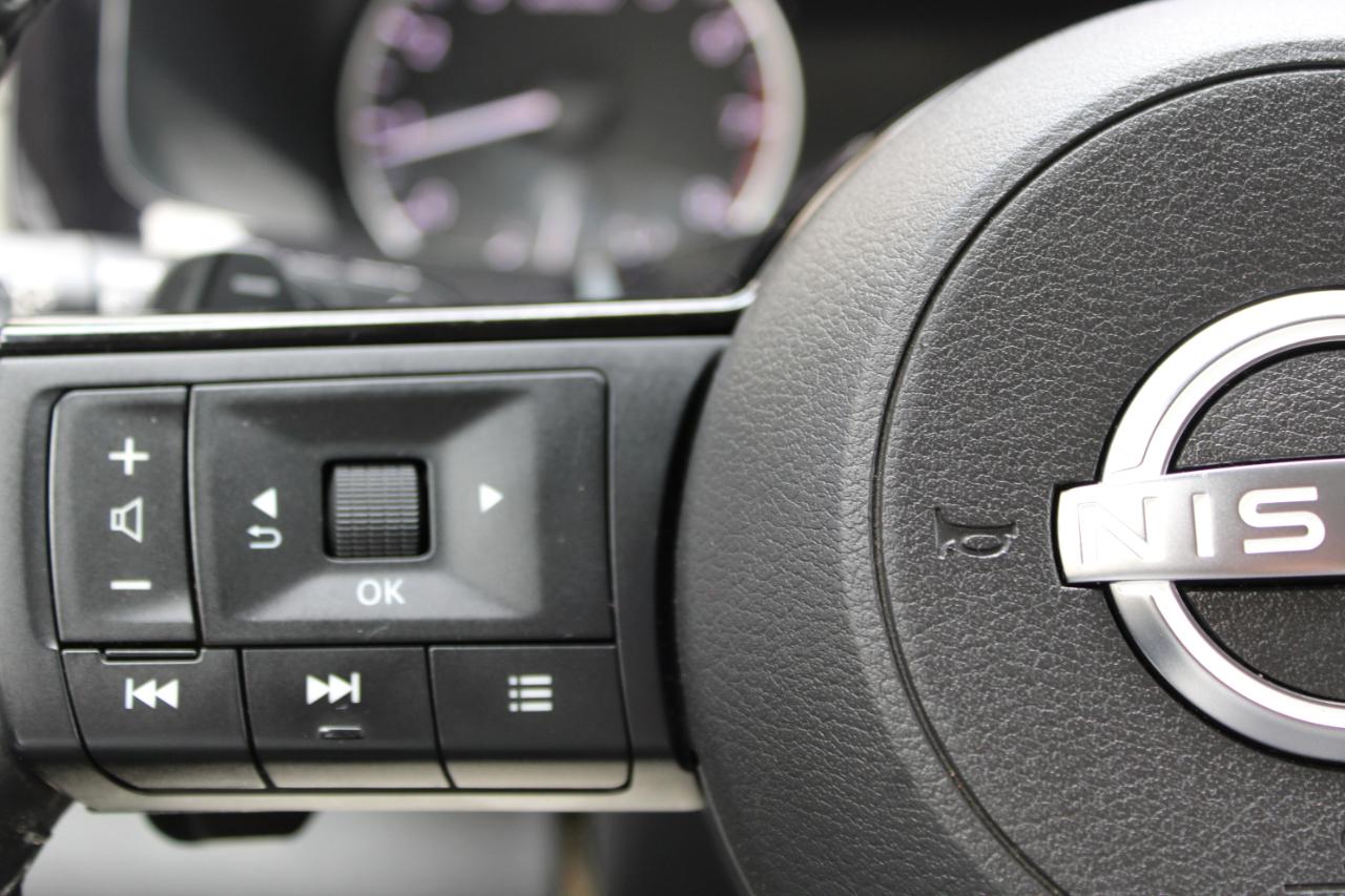 Nissan Pathfinder SL 2025