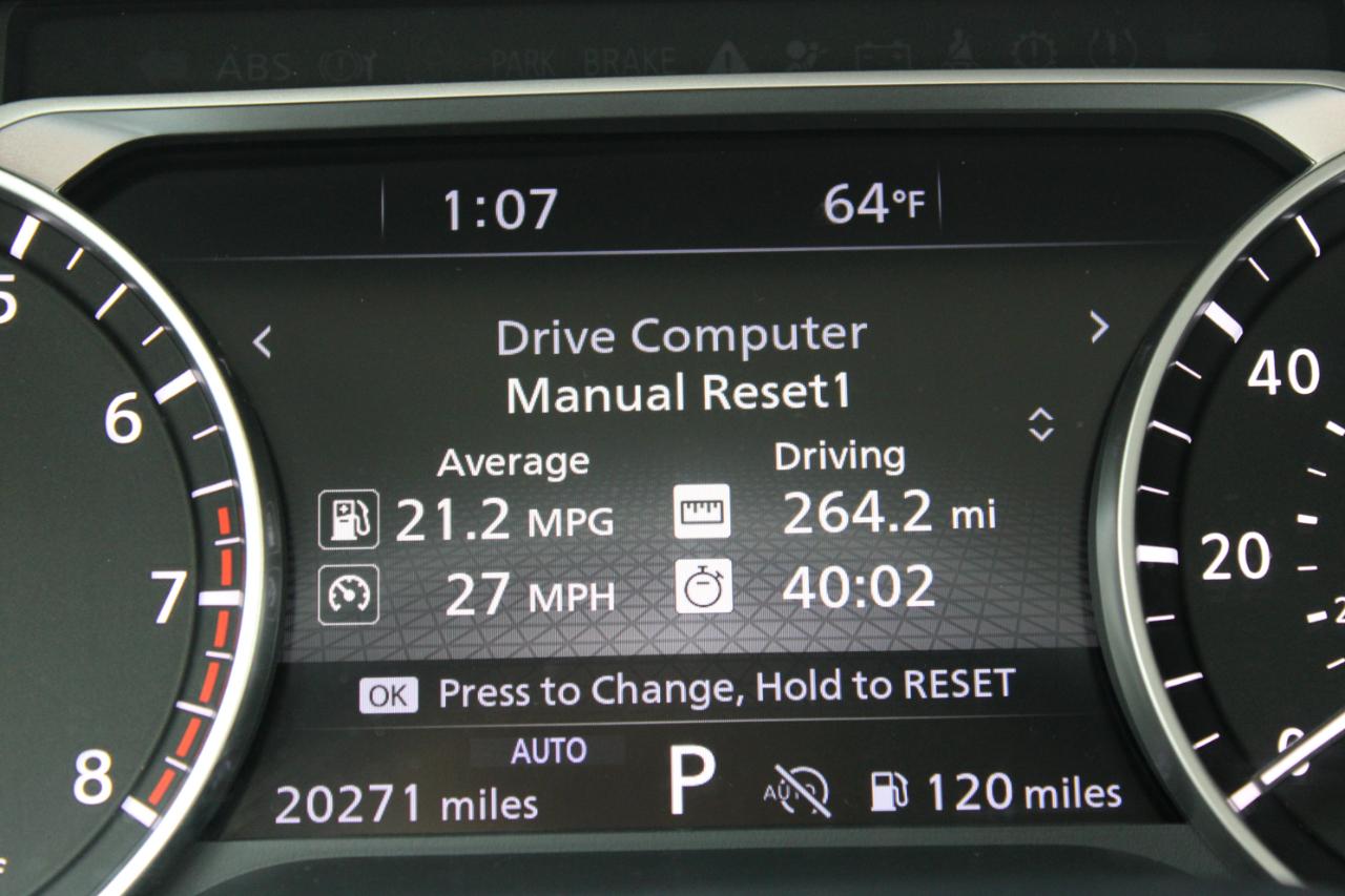 Nissan Pathfinder SL 2025