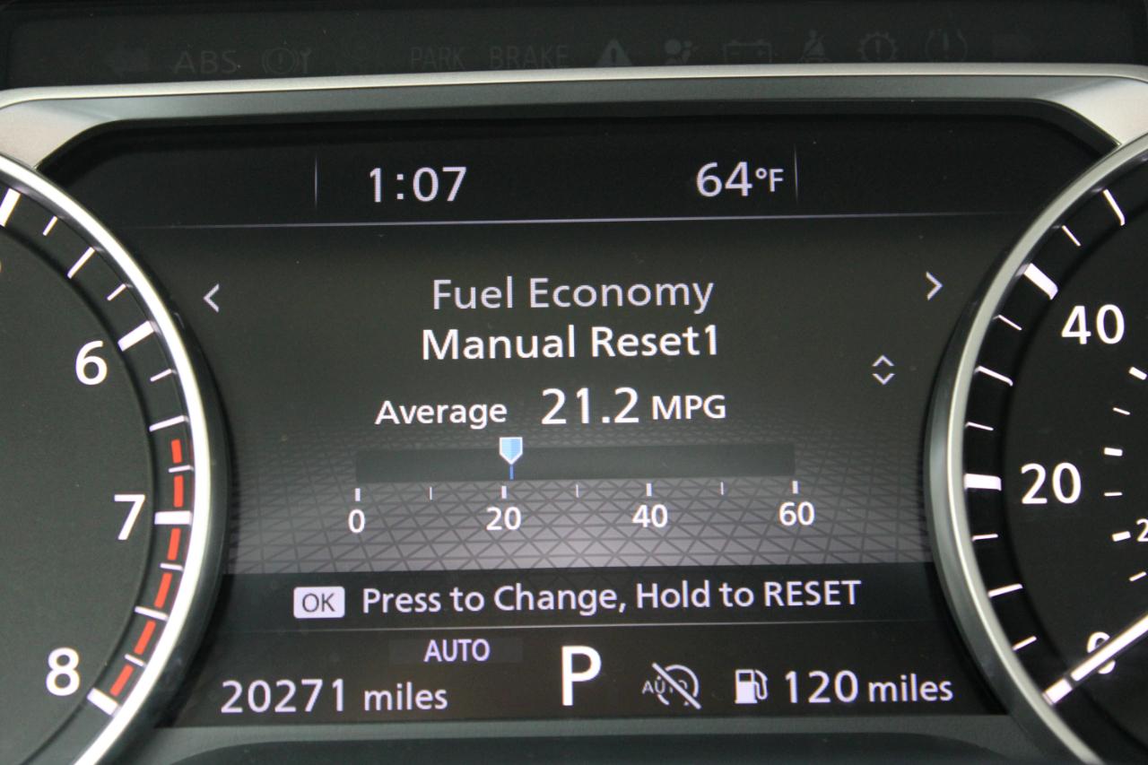 Nissan Pathfinder SL 2025