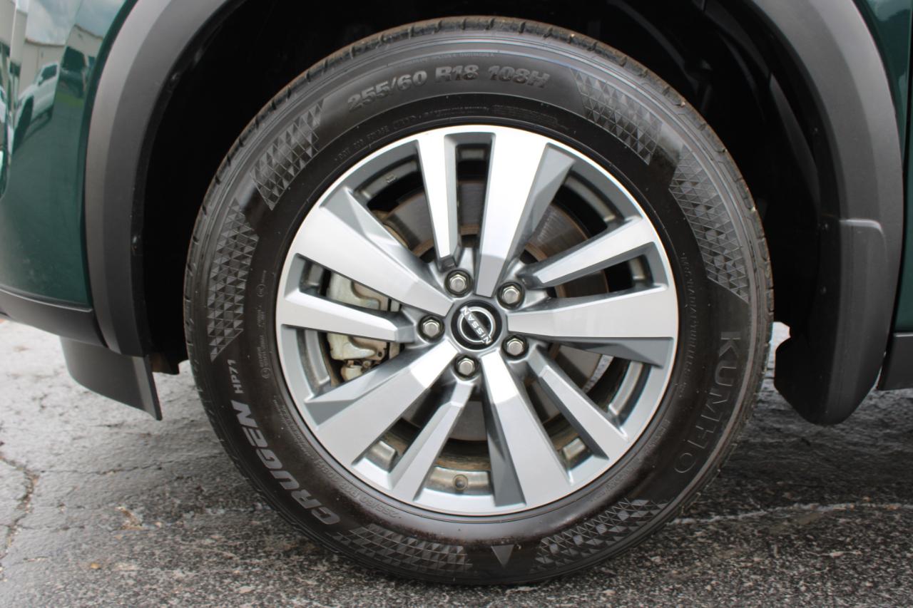 Nissan Pathfinder SL 2025