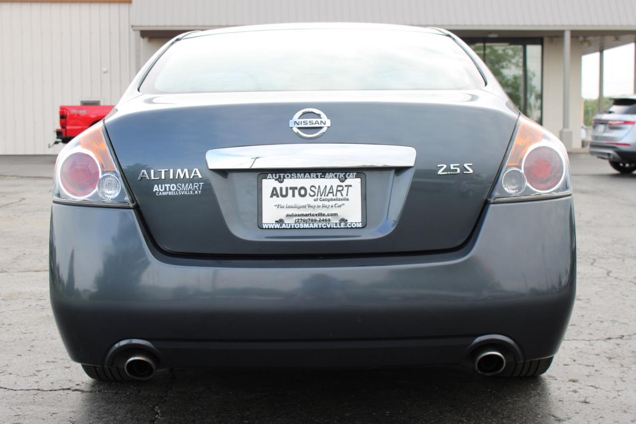 Nissan Altima 2.5 S 2011