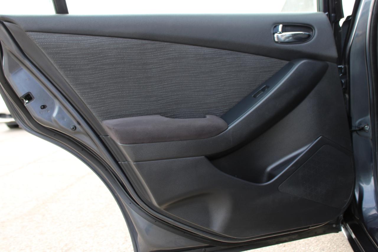 Nissan Altima 2.5 S 2011