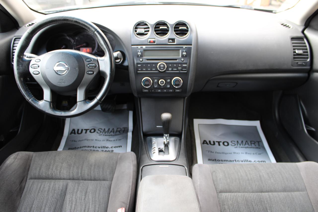 Nissan Altima 2.5 S 2011