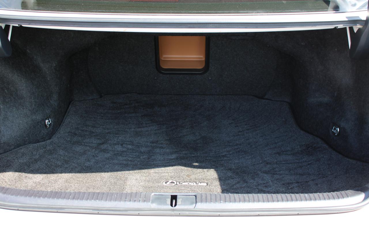 Lexus ES 350 Sedan 2017