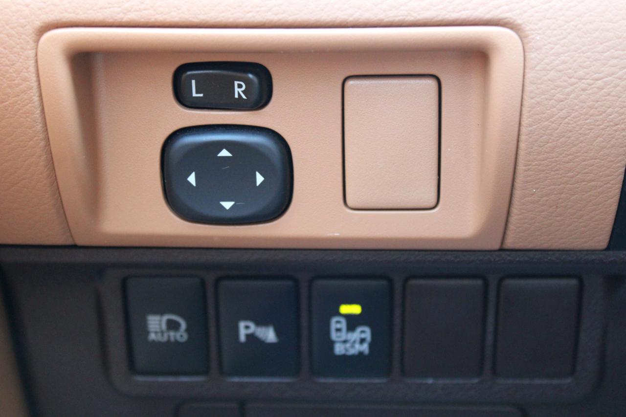 Lexus ES 350 Sedan 2017