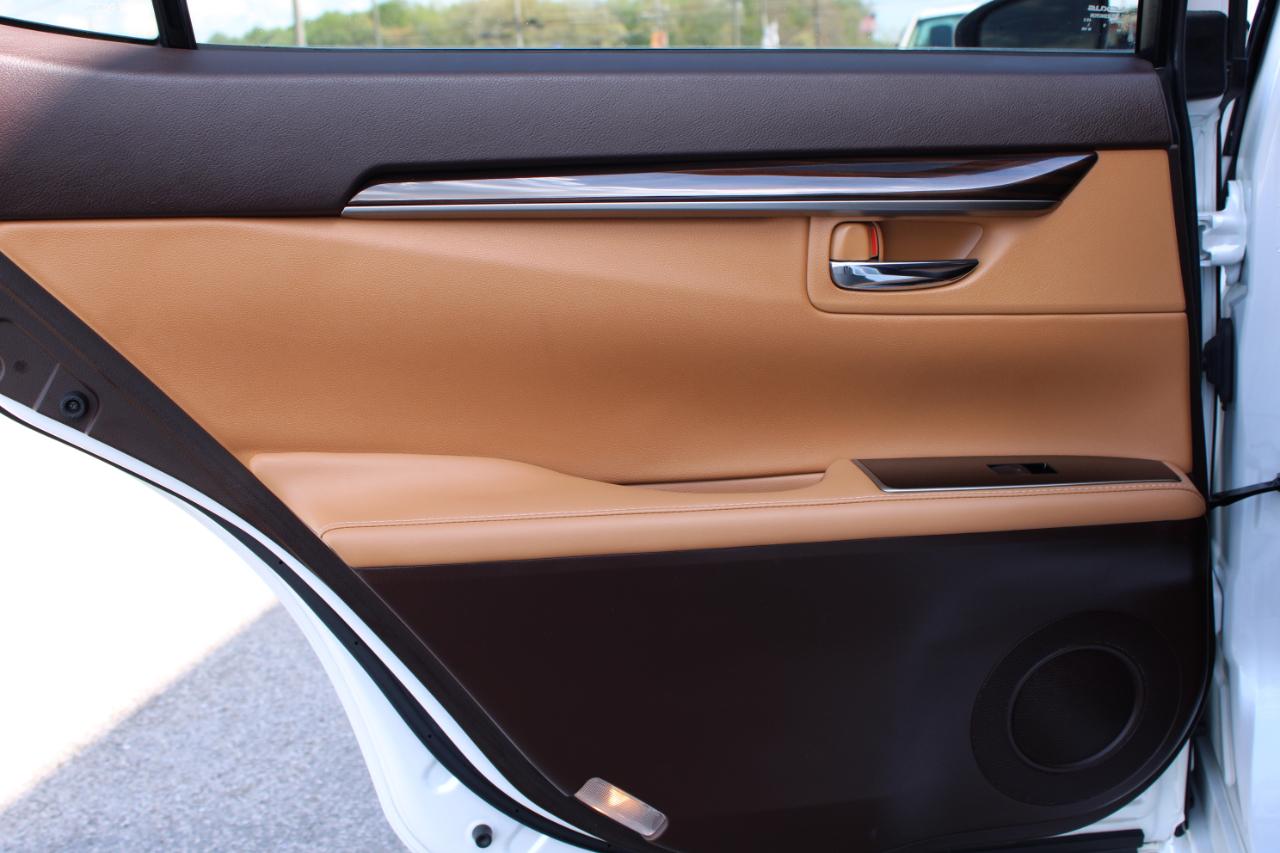 Lexus ES 350 Sedan 2017