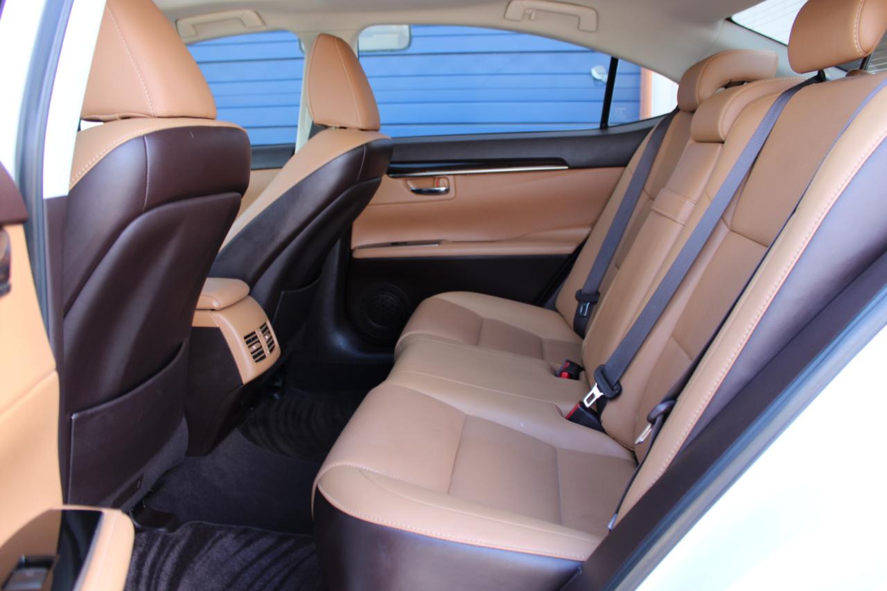 Lexus ES 350 Sedan 2017