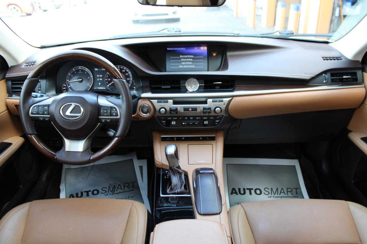 Lexus ES 350 Sedan 2017