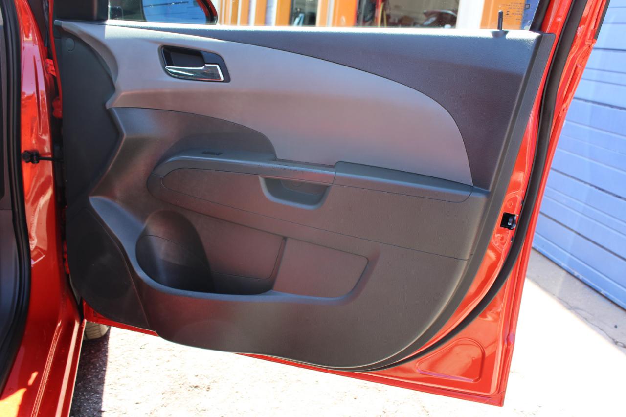 Chevrolet Sonic LT 2013