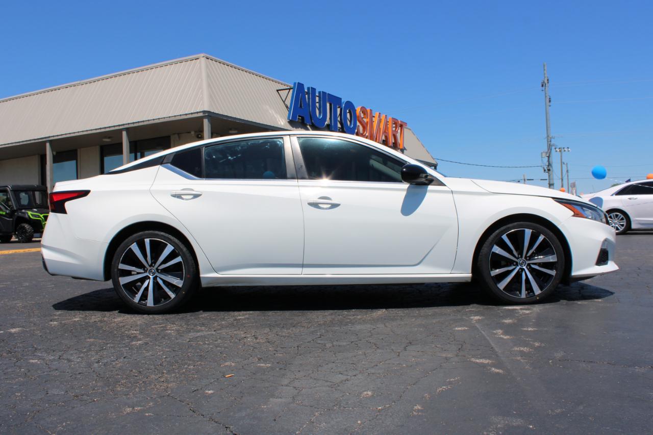 Nissan Altima SR 2020