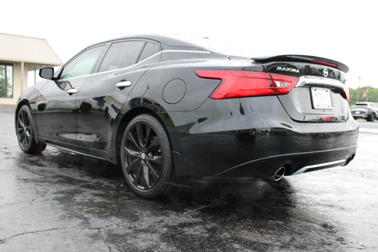 Nissan Maxima  2017