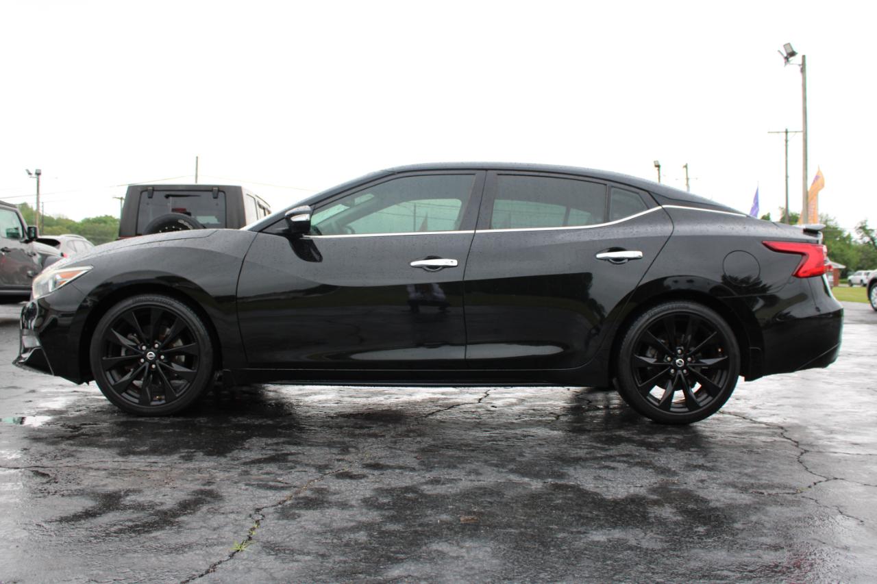 Nissan Maxima  2017