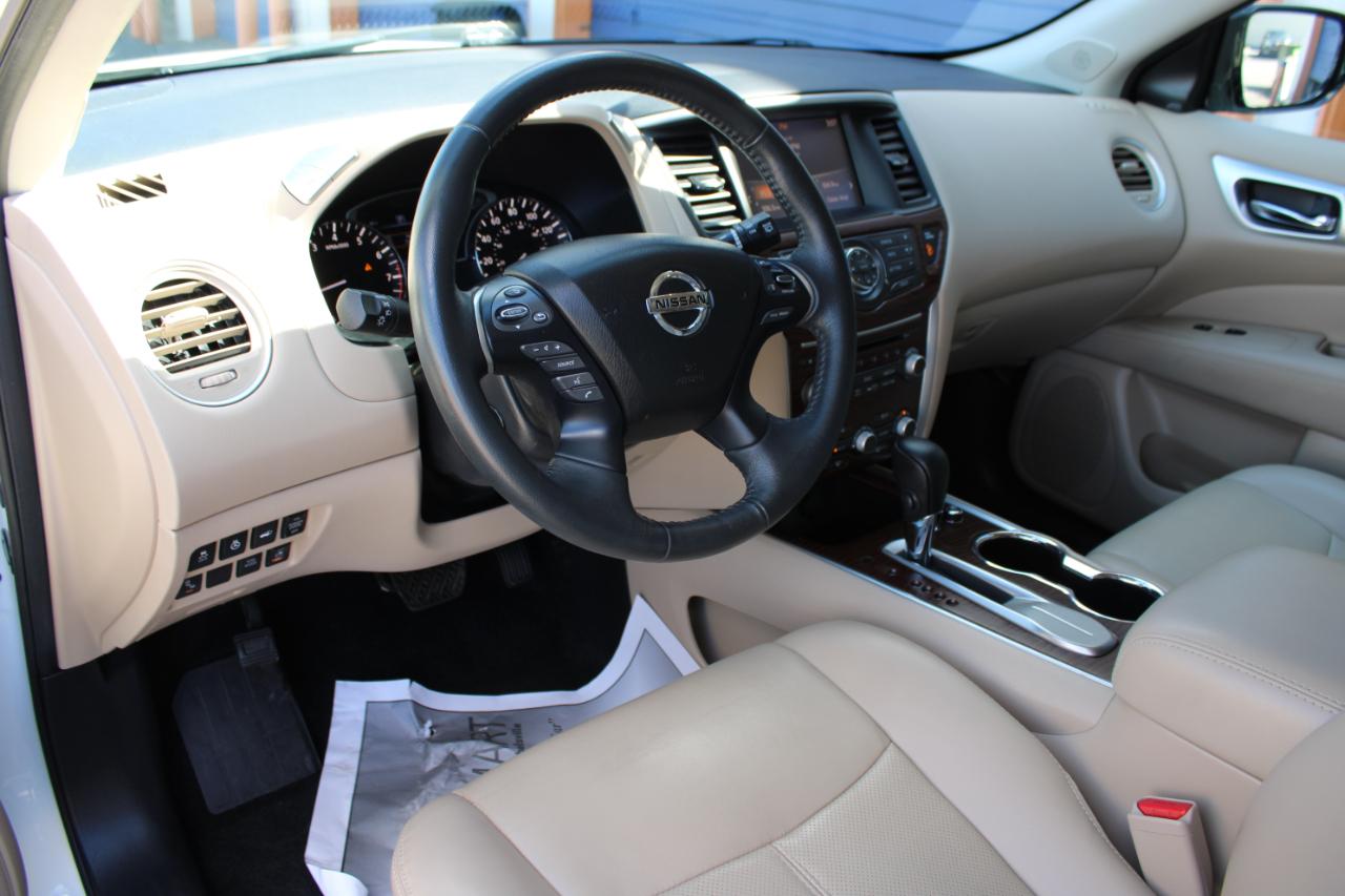 Nissan Pathfinder Platinum 2017