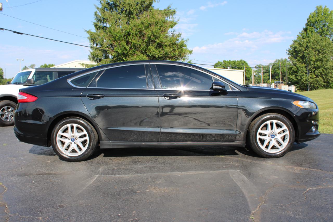 Ford Fusion SE 2014