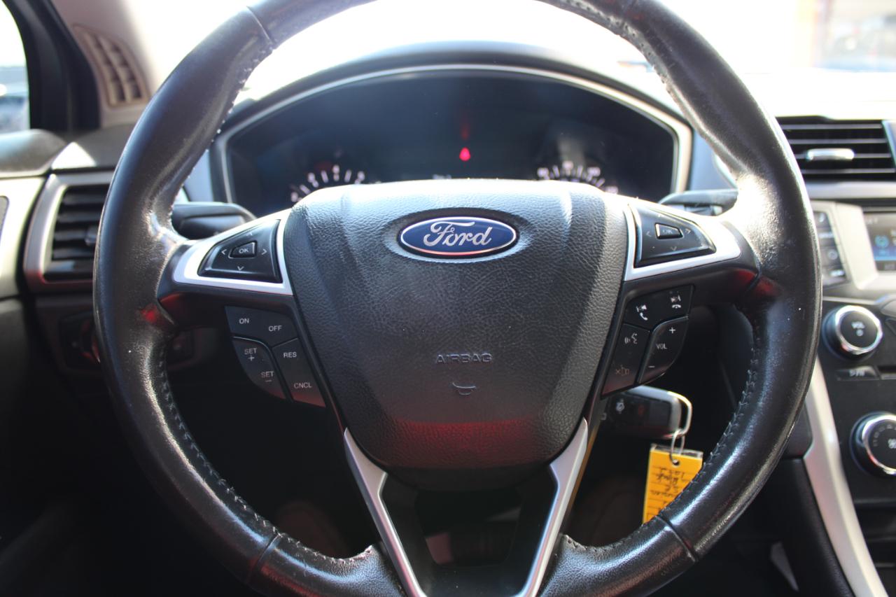 Ford Fusion SE 2014