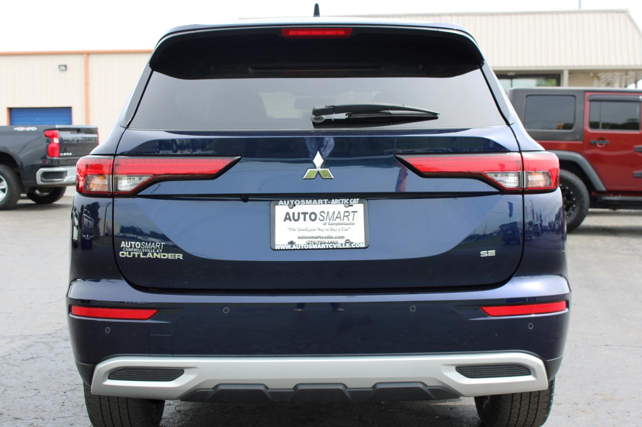 Mitsubishi Outlander SE FWD 2024