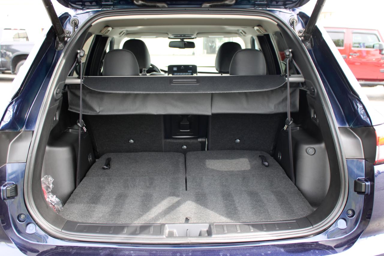 Mitsubishi Outlander SE FWD 2024