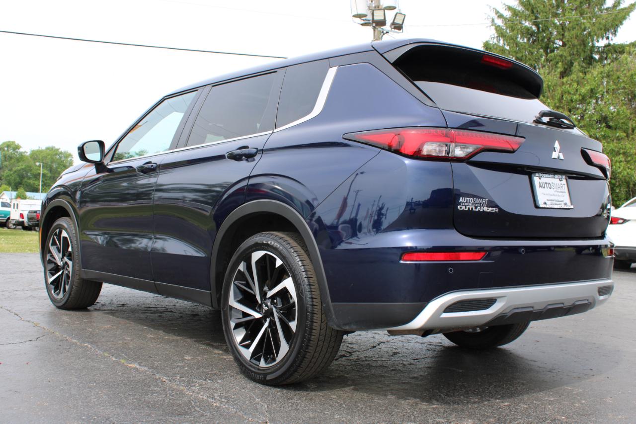 Mitsubishi Outlander SE FWD 2024