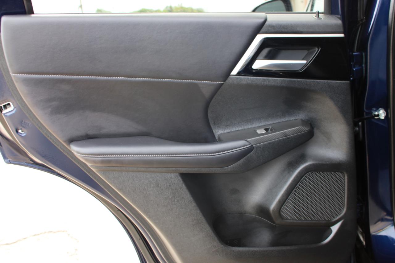 Mitsubishi Outlander SE FWD 2024