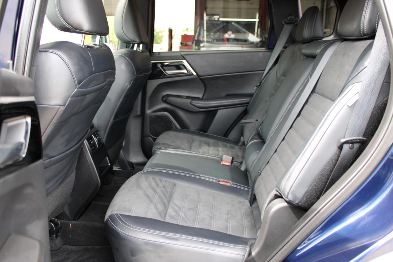 Mitsubishi Outlander SE FWD 2024