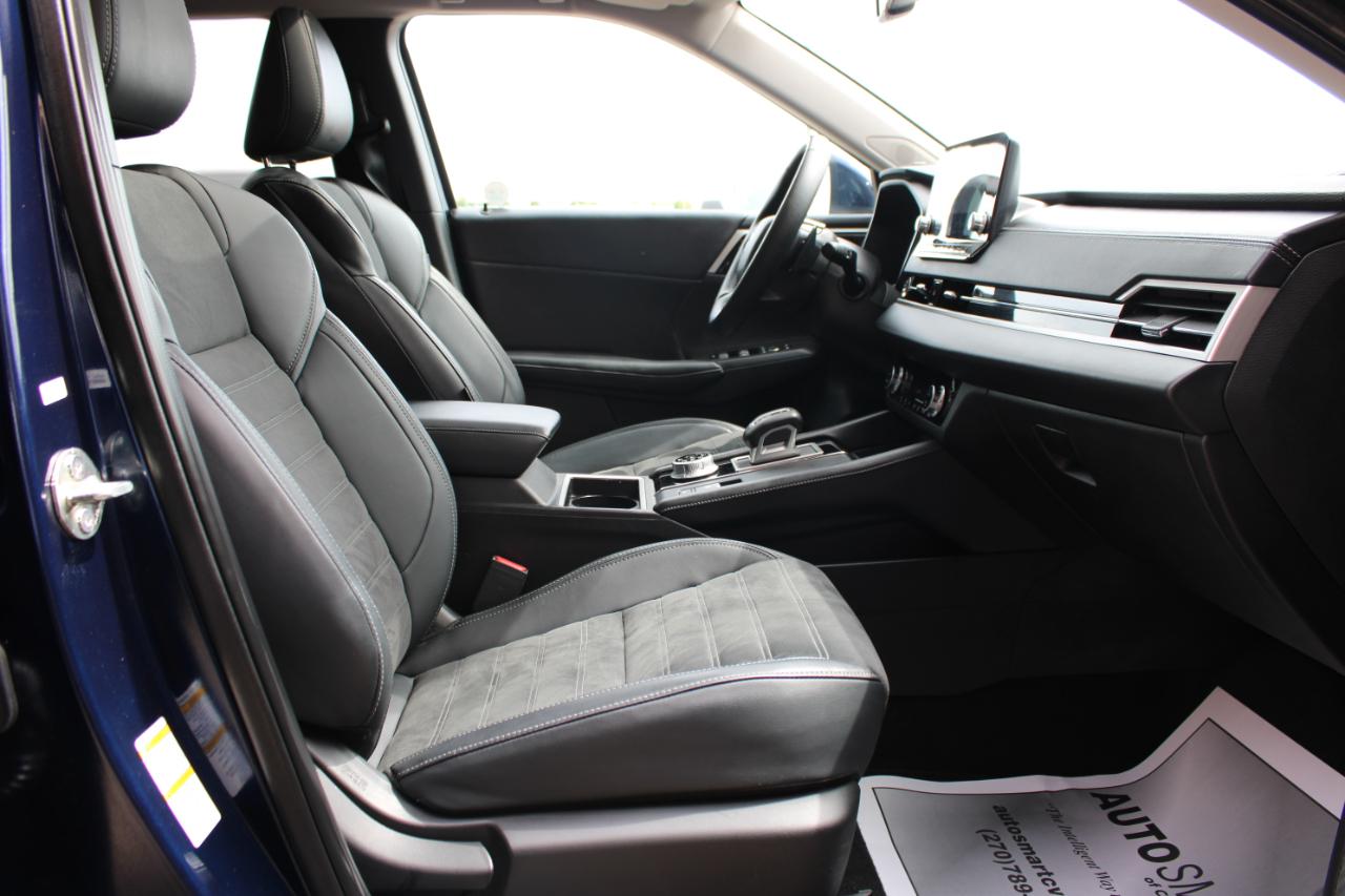 Mitsubishi Outlander SE FWD 2024