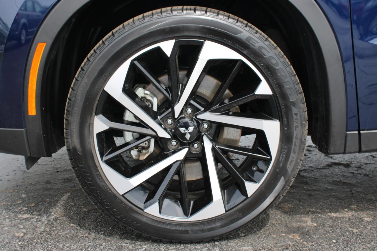 Mitsubishi Outlander SE FWD 2024