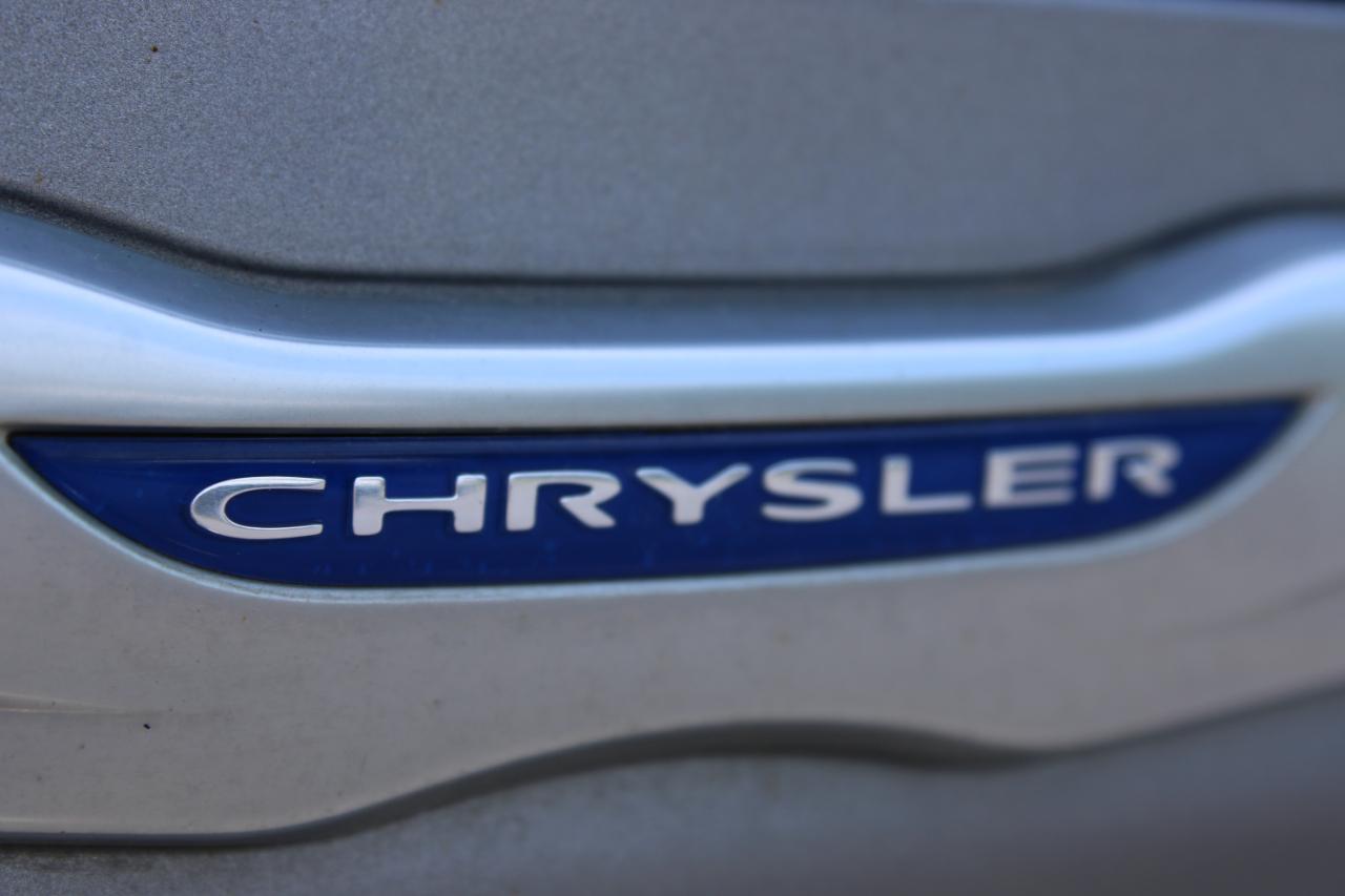Chrysler Pacifica Limited 2018