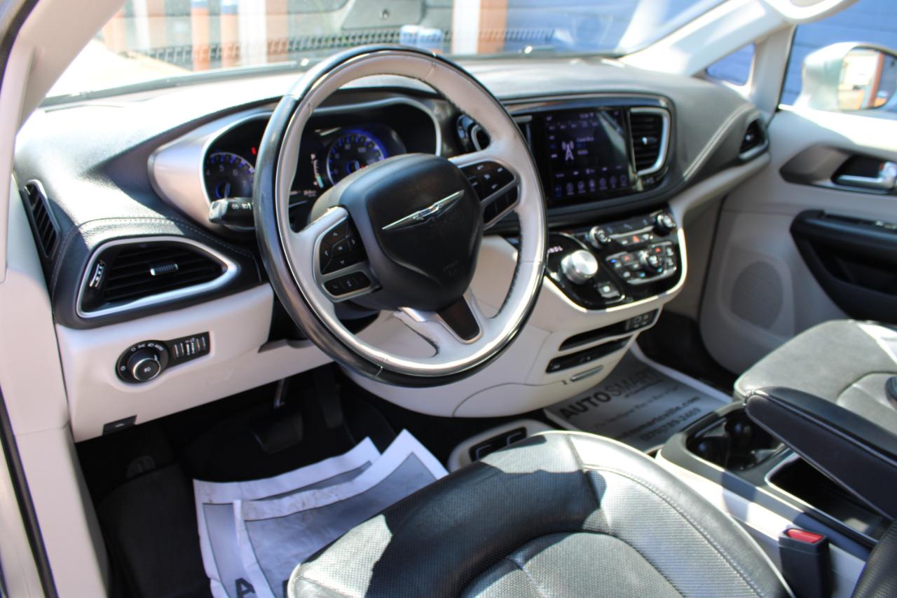 Chrysler Pacifica Limited 2018