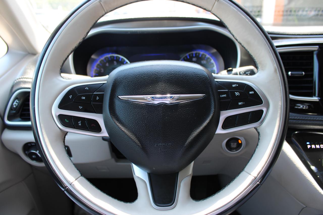 Chrysler Pacifica Limited 2018