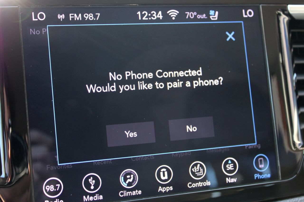 Chrysler Pacifica Limited 2018