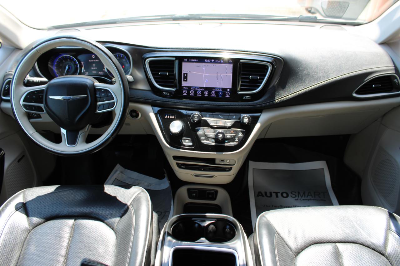 Chrysler Pacifica Limited 2018