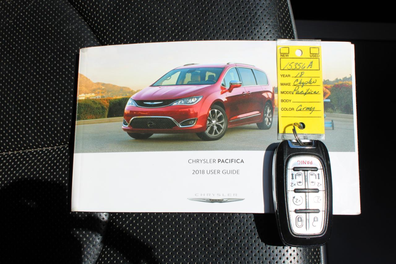 Chrysler Pacifica Limited 2018