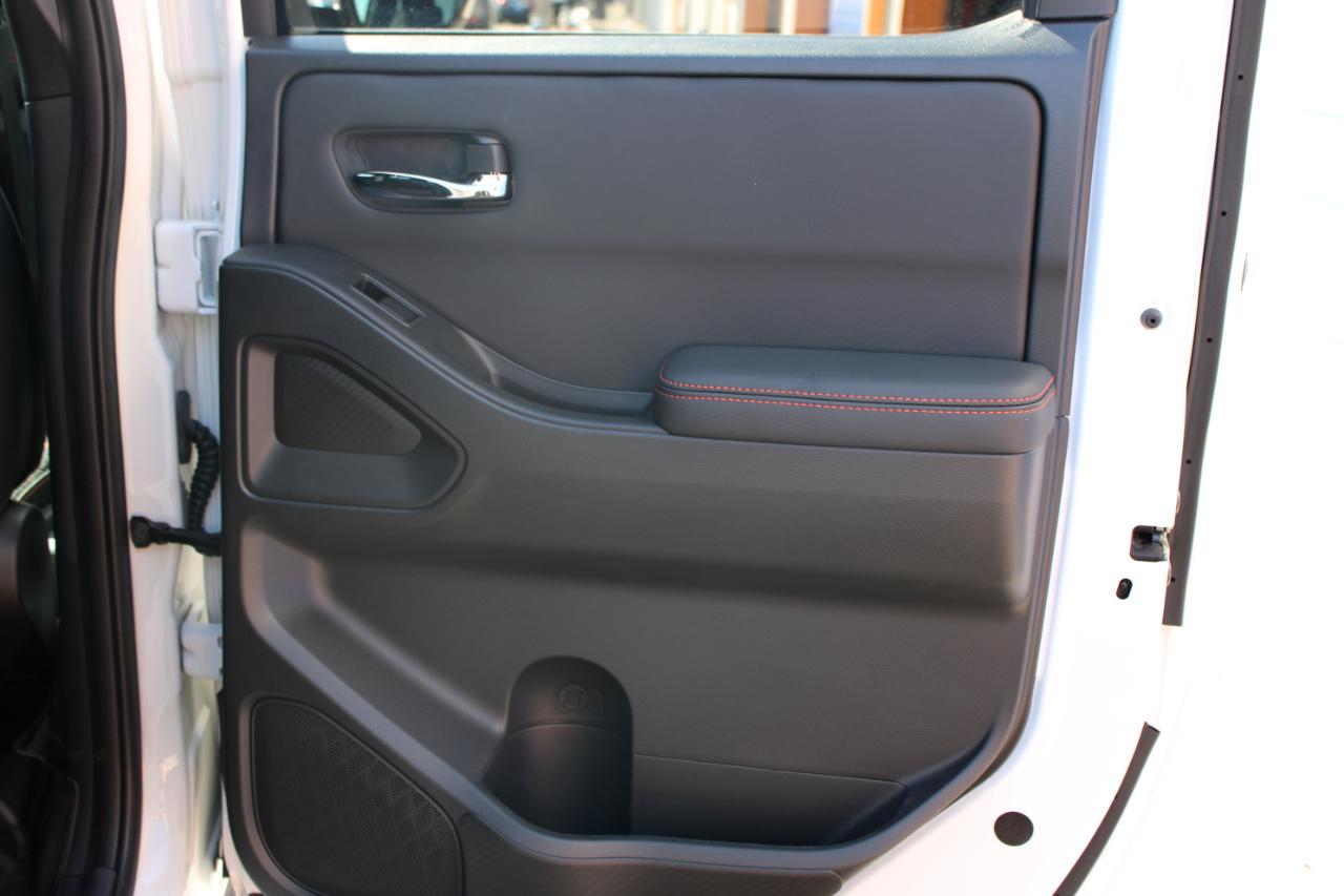 Nissan Frontier  2024