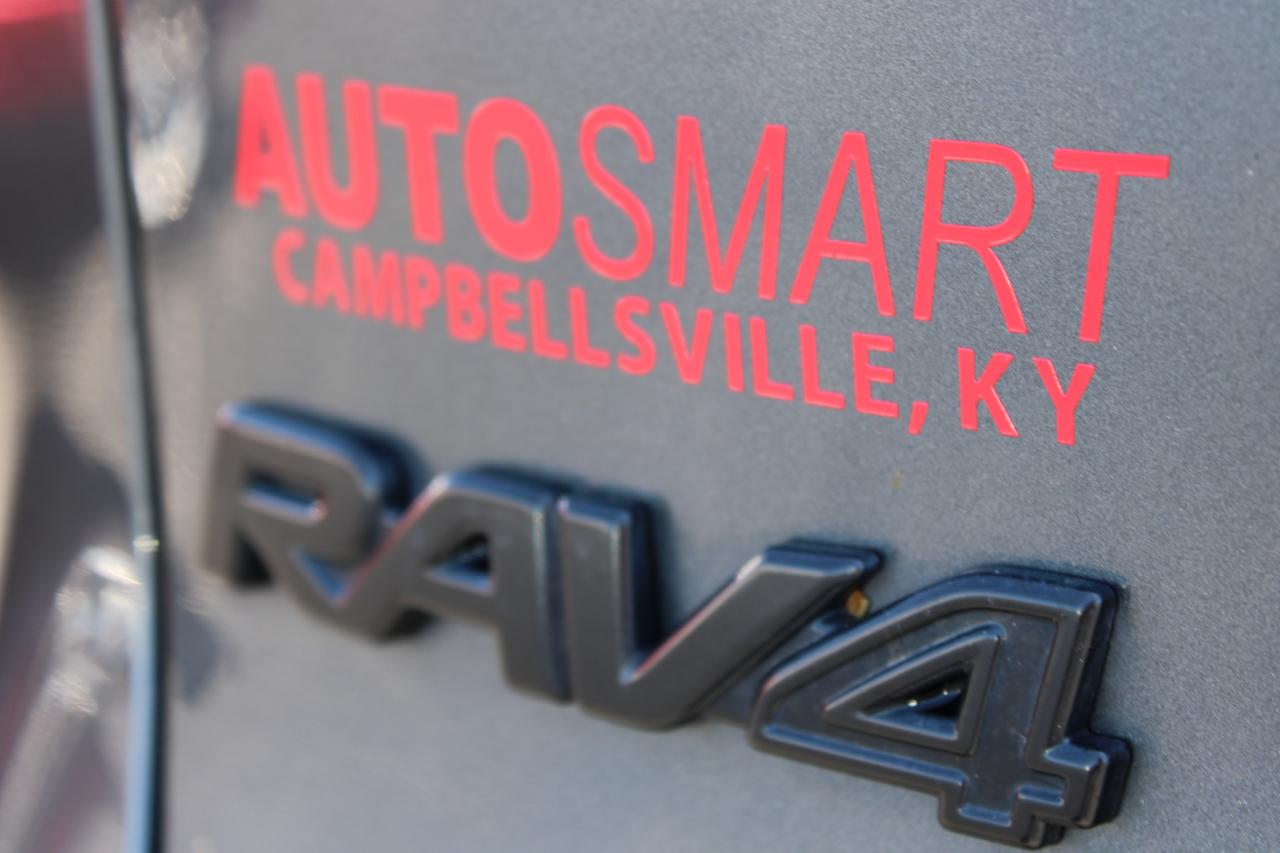 Toyota RAV4 XLE 2019