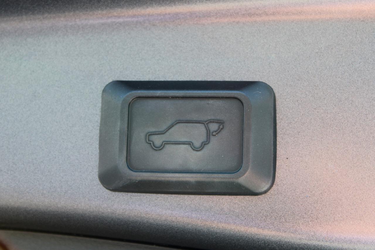 Toyota RAV4 XLE 2019