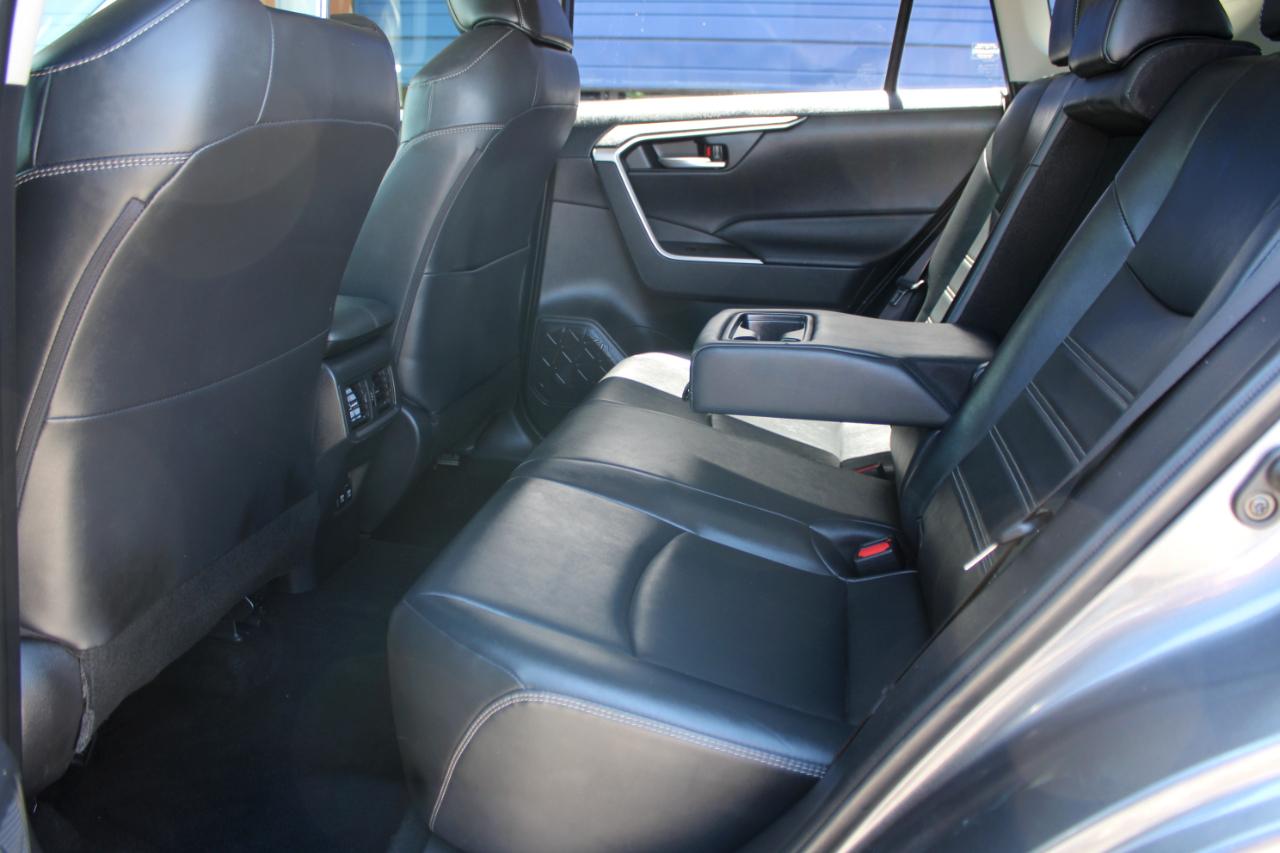 Toyota RAV4 XLE 2019