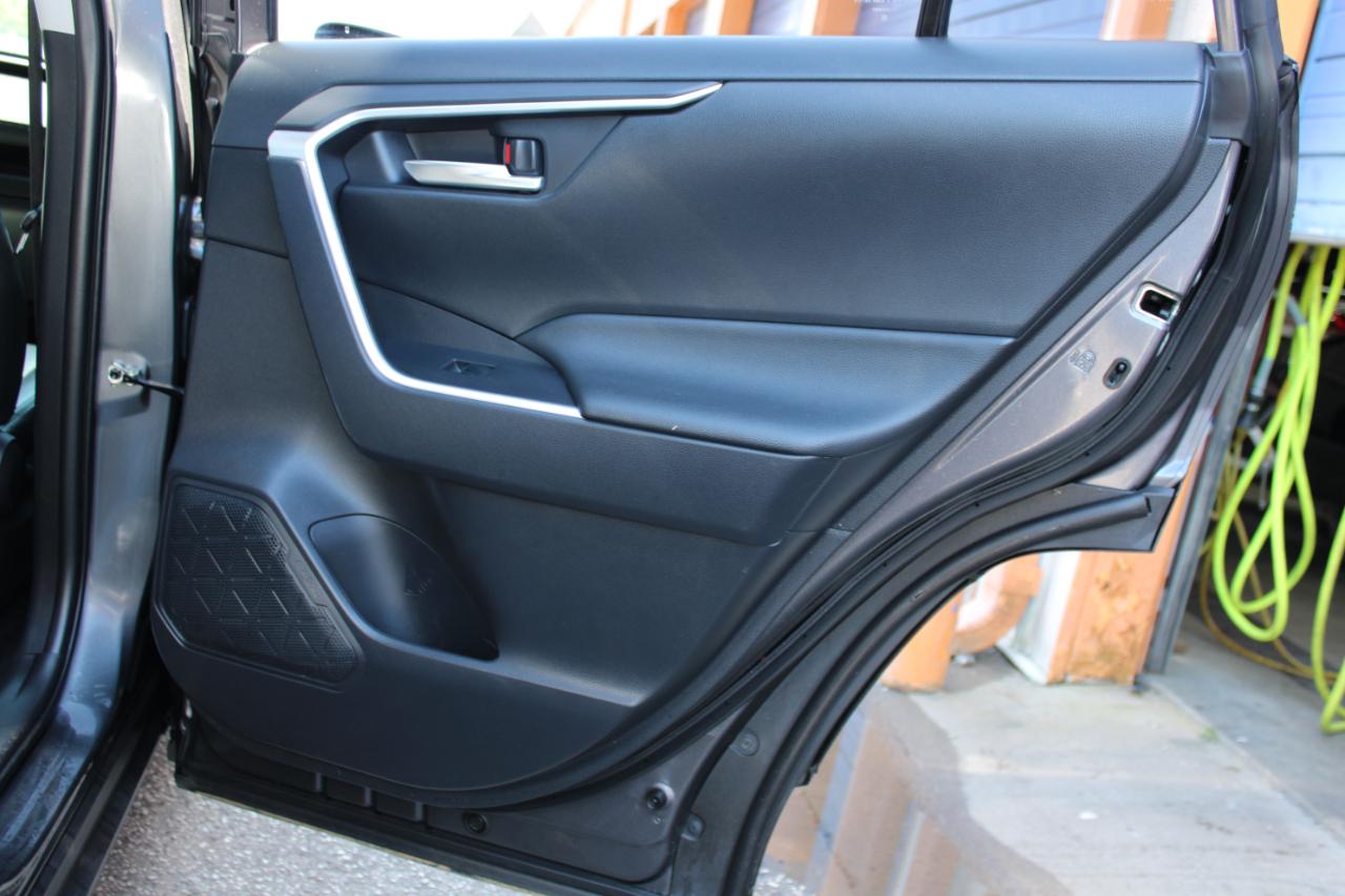 Toyota RAV4 XLE 2019