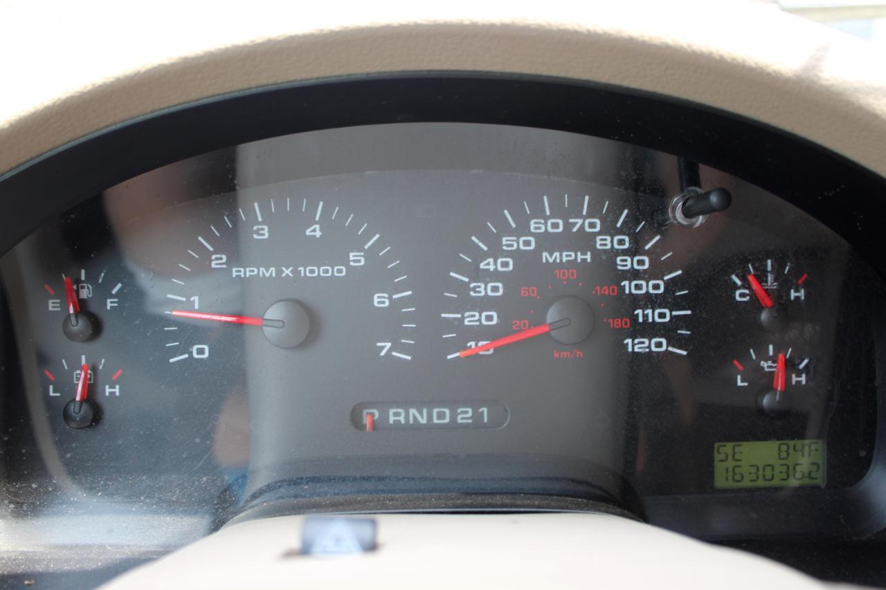Ford F-150 XLT SuperCab 4WD 2005
