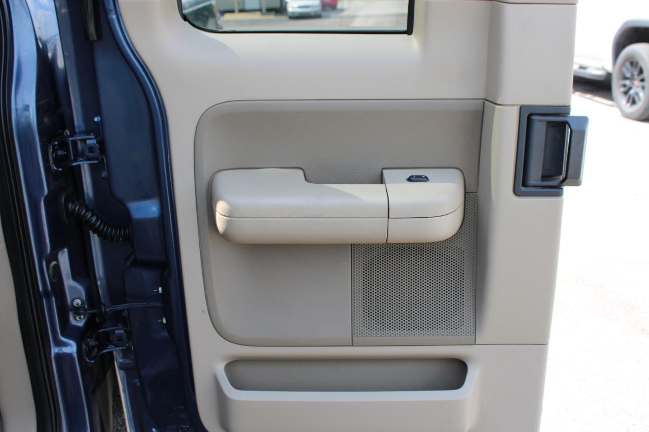 Ford F-150 XLT SuperCab 4WD 2005