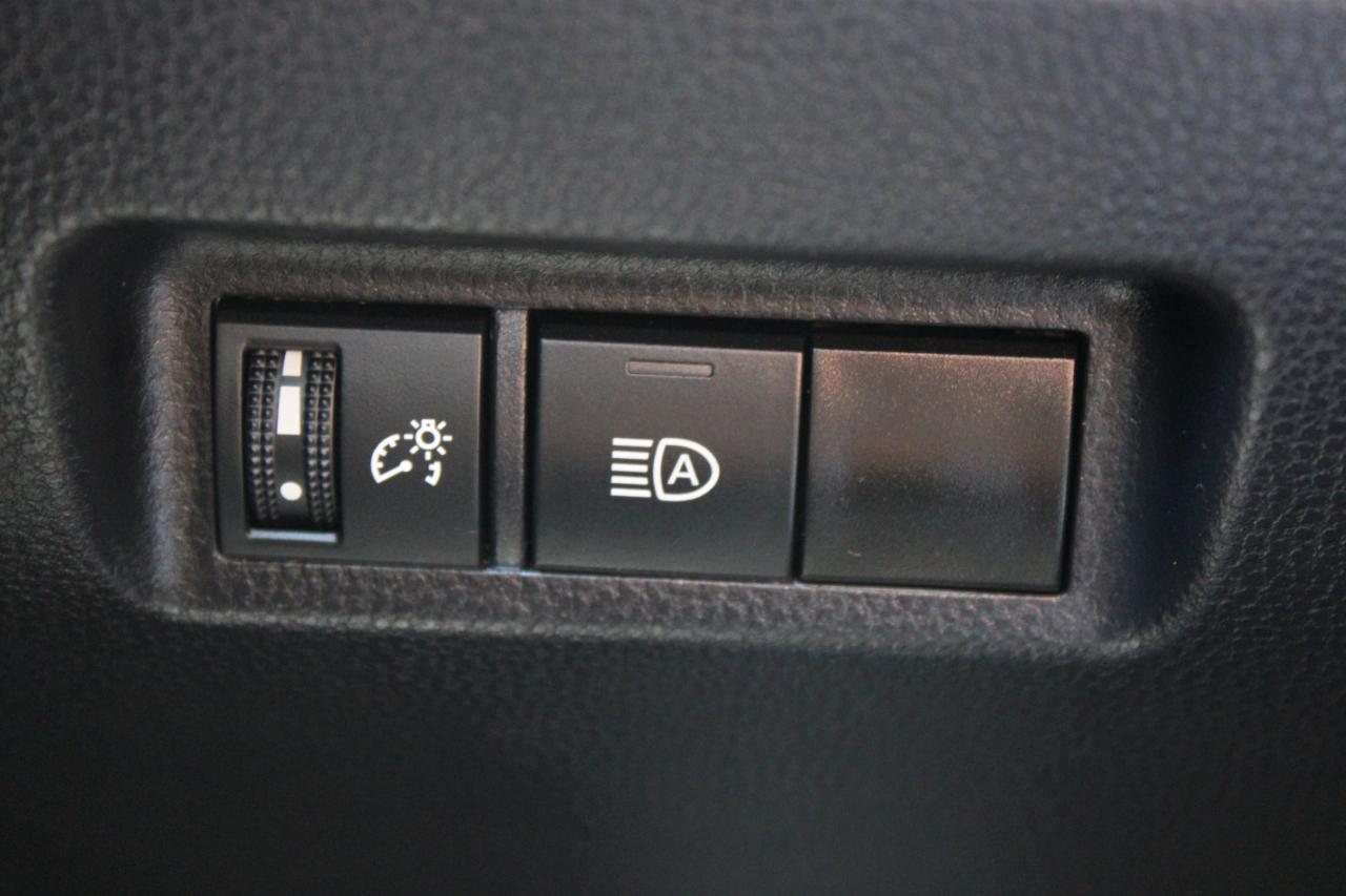 Toyota RAV4 LE 2023