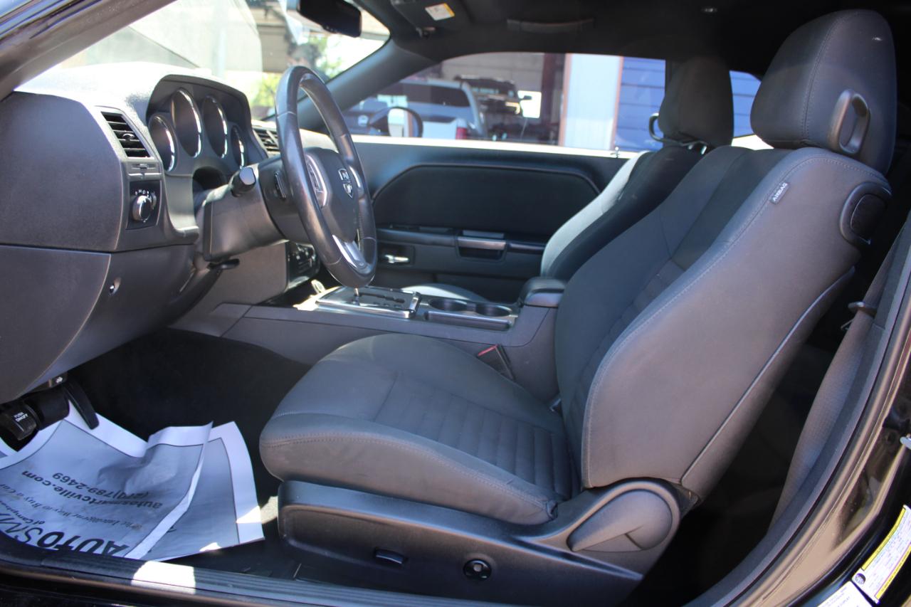Dodge Challenger SXT 2014
