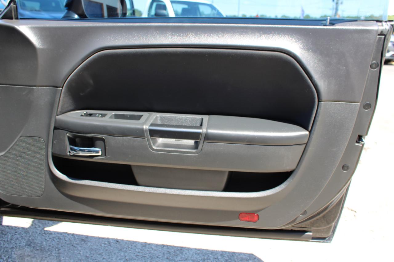 Dodge Challenger SXT 2014