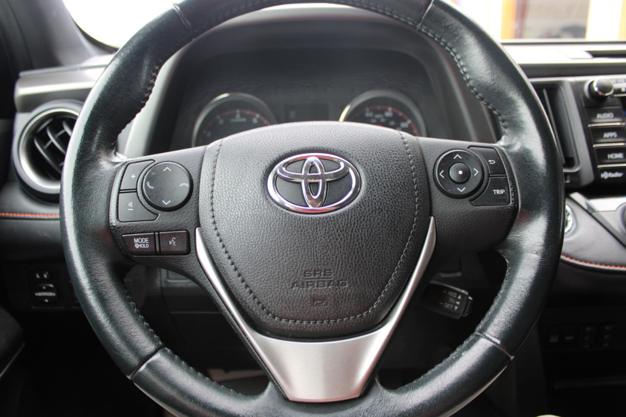 Toyota RAV4  2016