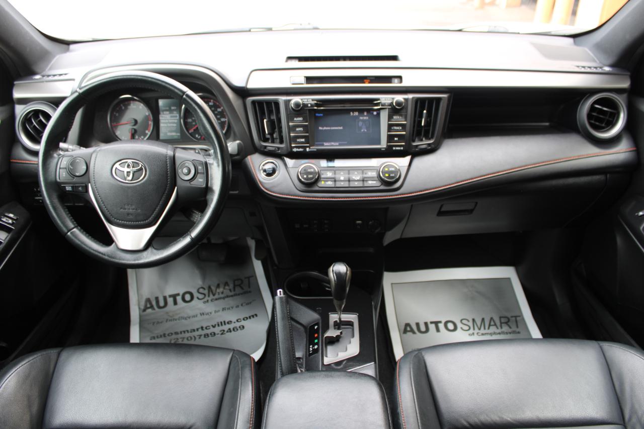 Toyota RAV4  2016