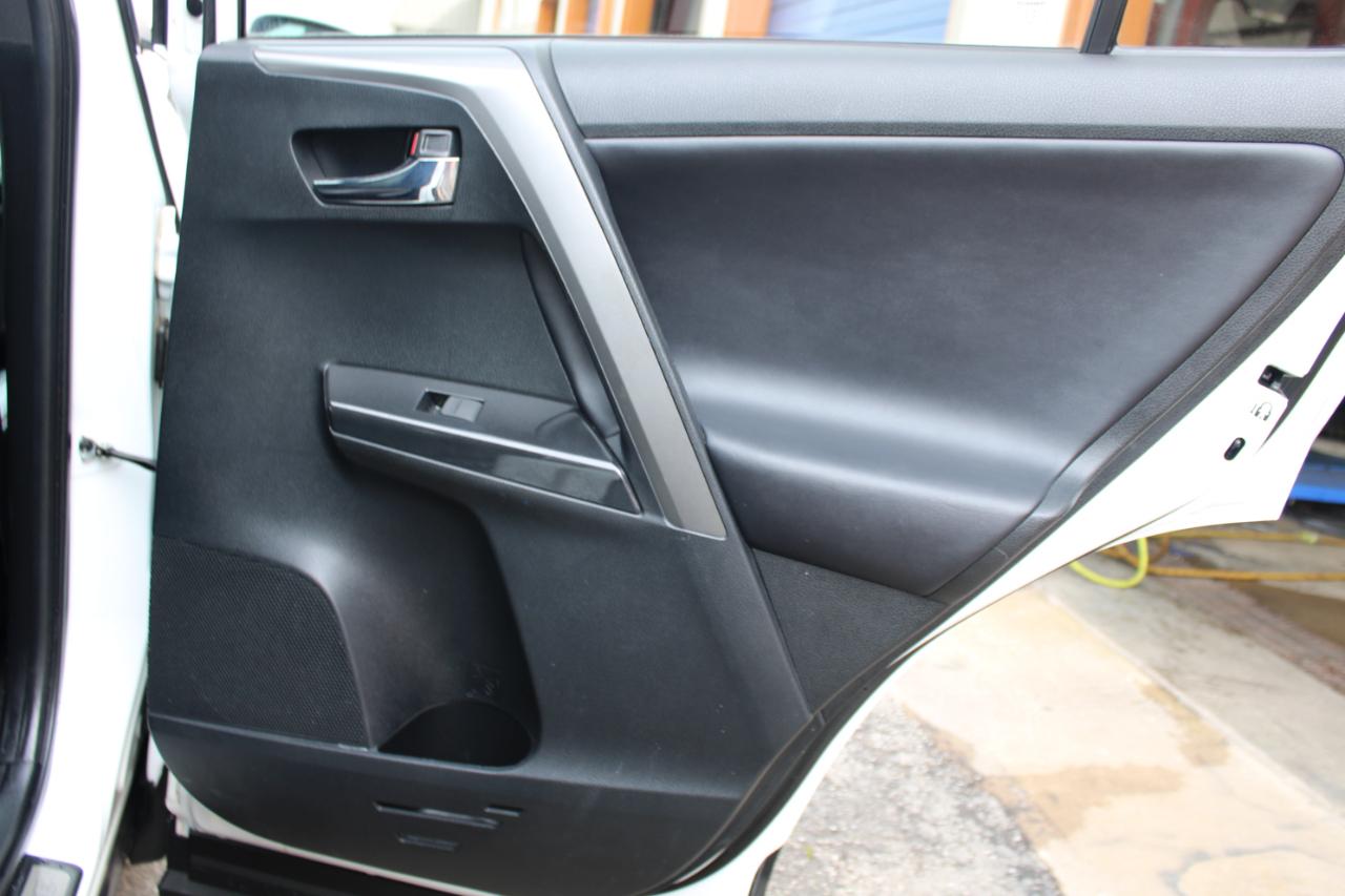 Toyota RAV4  2016