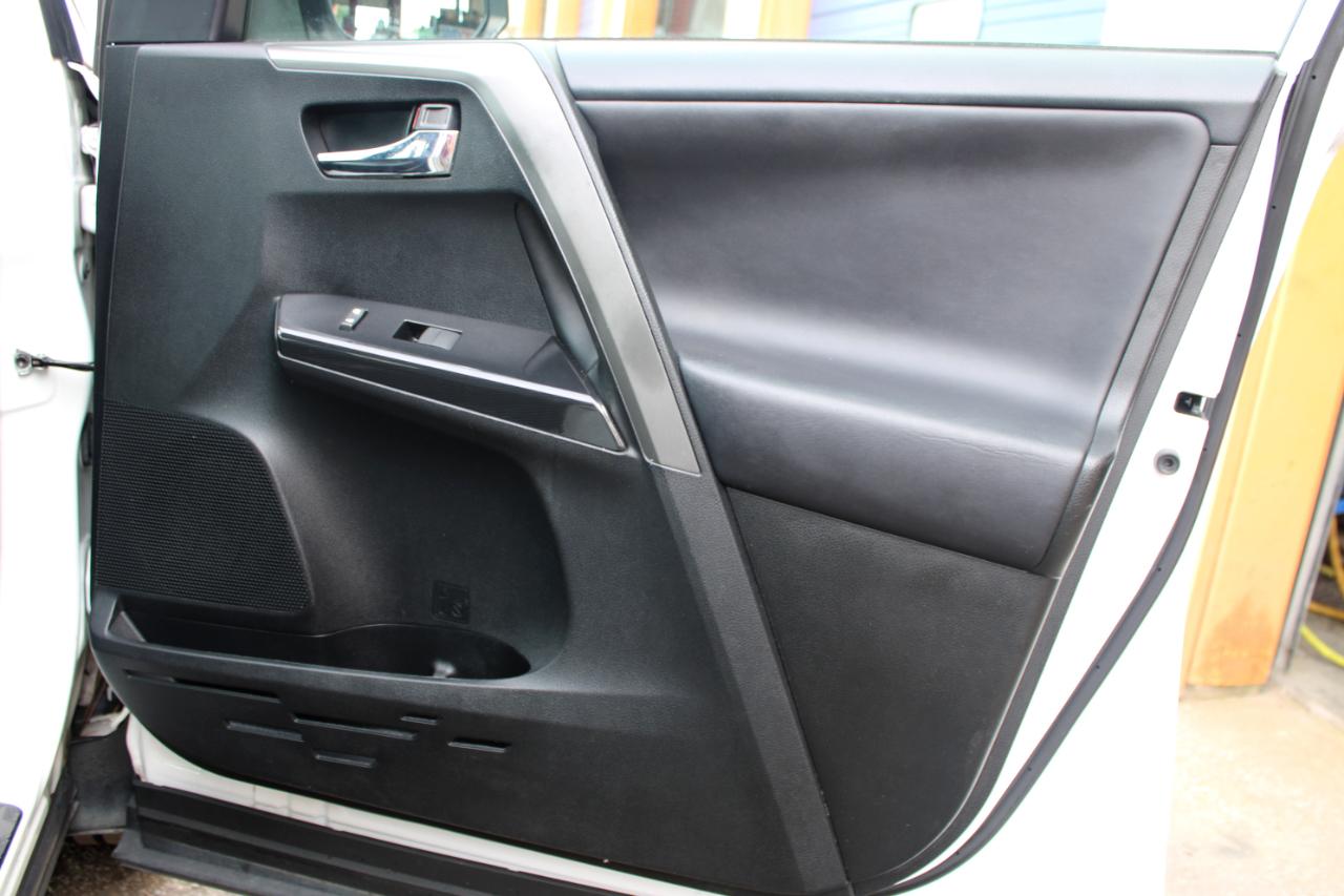 Toyota RAV4  2016
