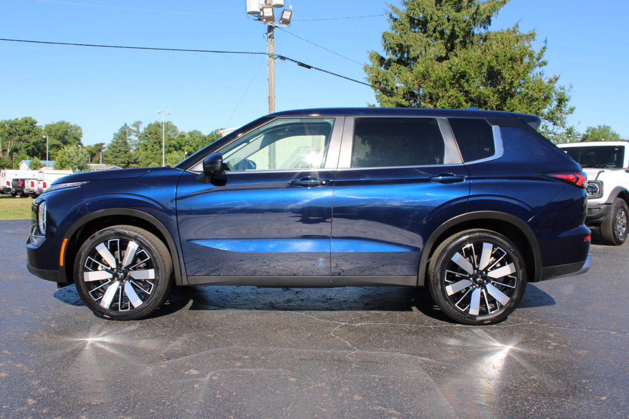 Mitsubishi Outlander SE 2WD 2025