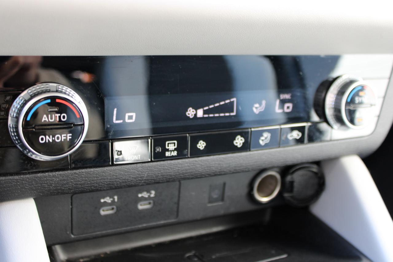 Mitsubishi Outlander SE 2WD 2025