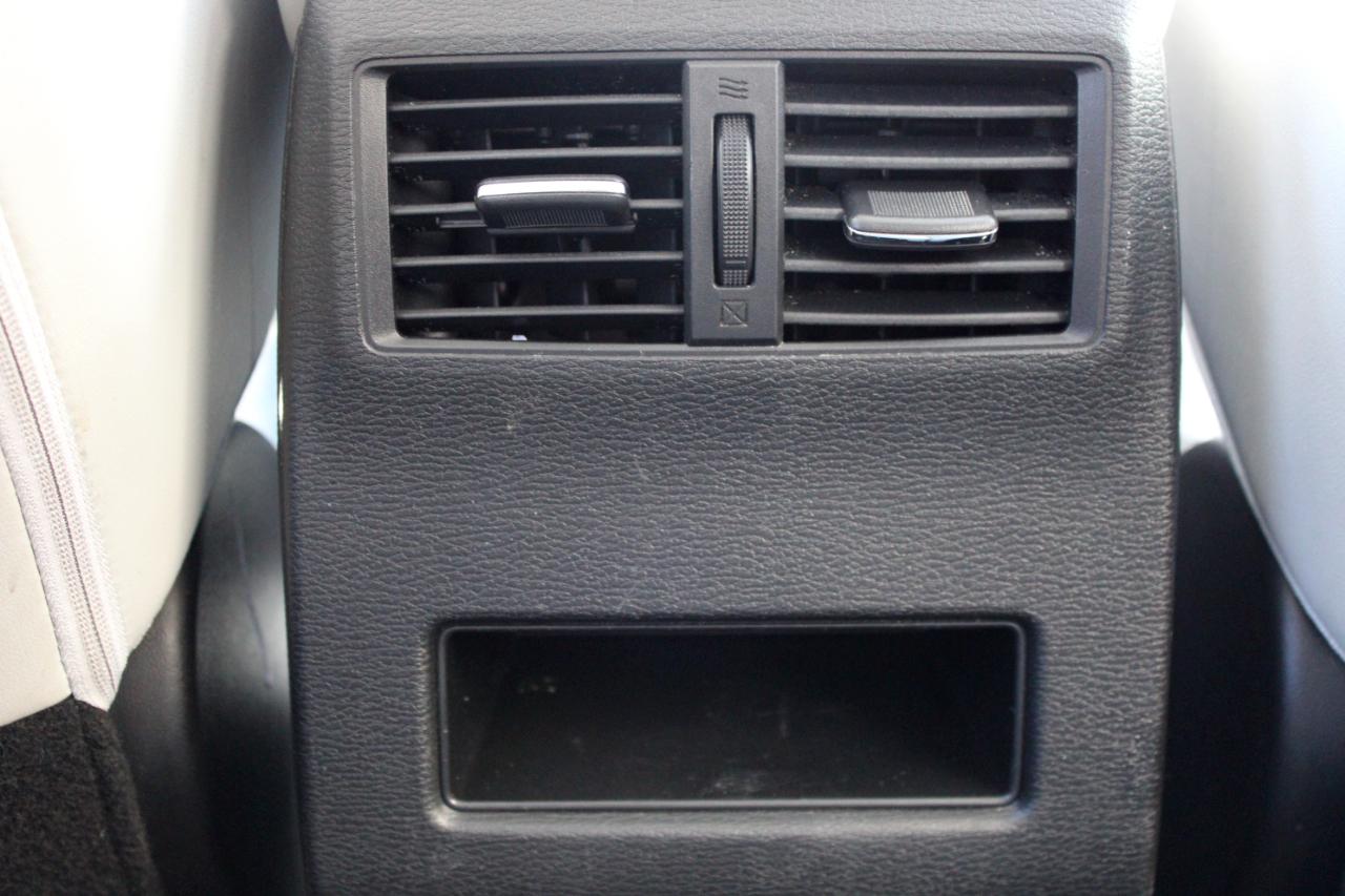 Mitsubishi Outlander SE 2WD 2025